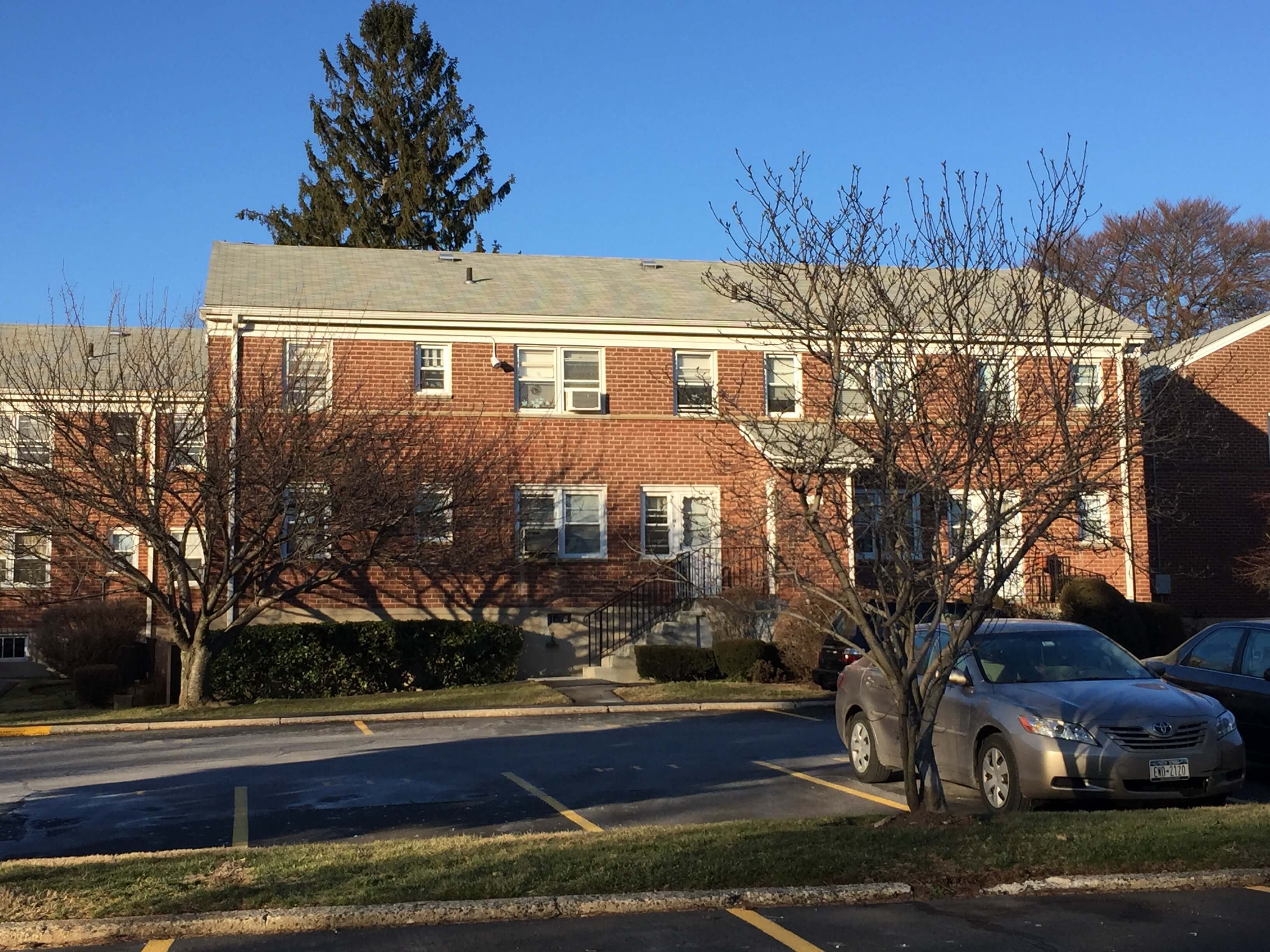 Photo Gallery Linden House Condominiums